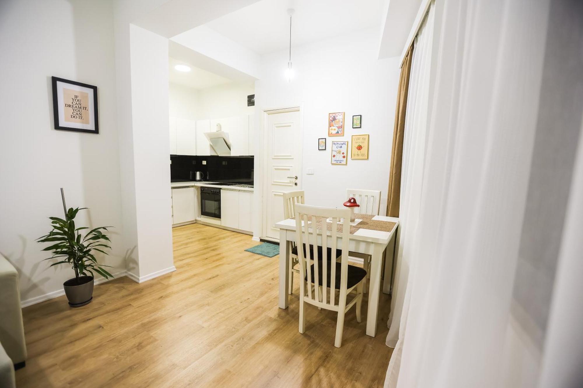 At Bazaar Central Apartment Tirana Zewnętrze zdjęcie